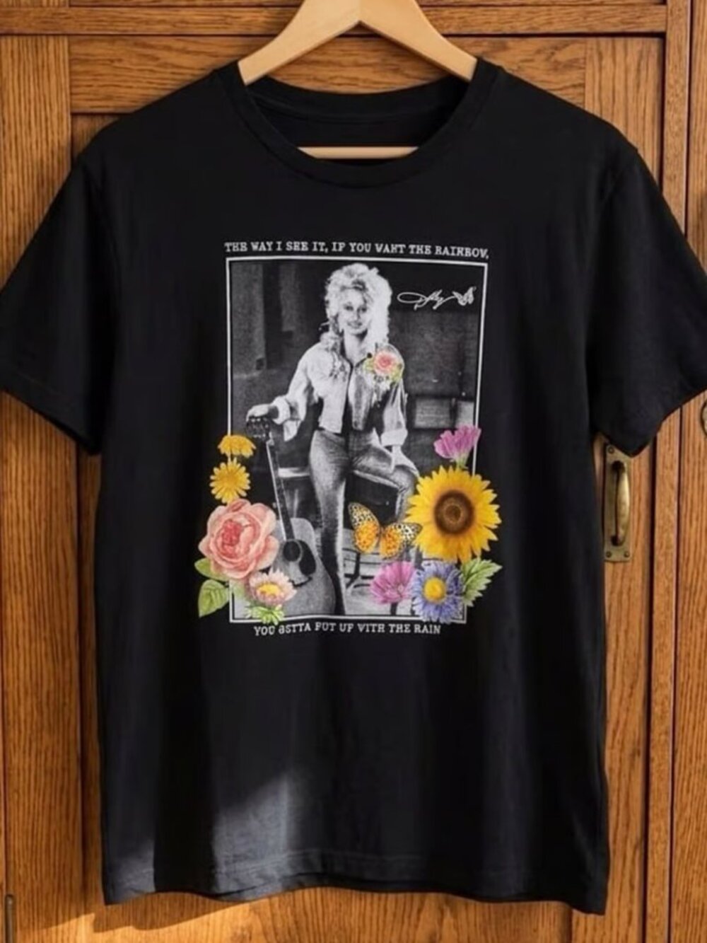 Dolly Parton Graphic T-Shirt - REPRINT